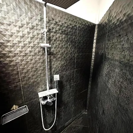 Athenee 1br With Wifi And Self Check In Apartment Bucharest